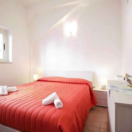 Holidaycasa Sebastiano - Grazioso Bilocale A 150 Mt Dal Mare Sperlonga Exterior foto