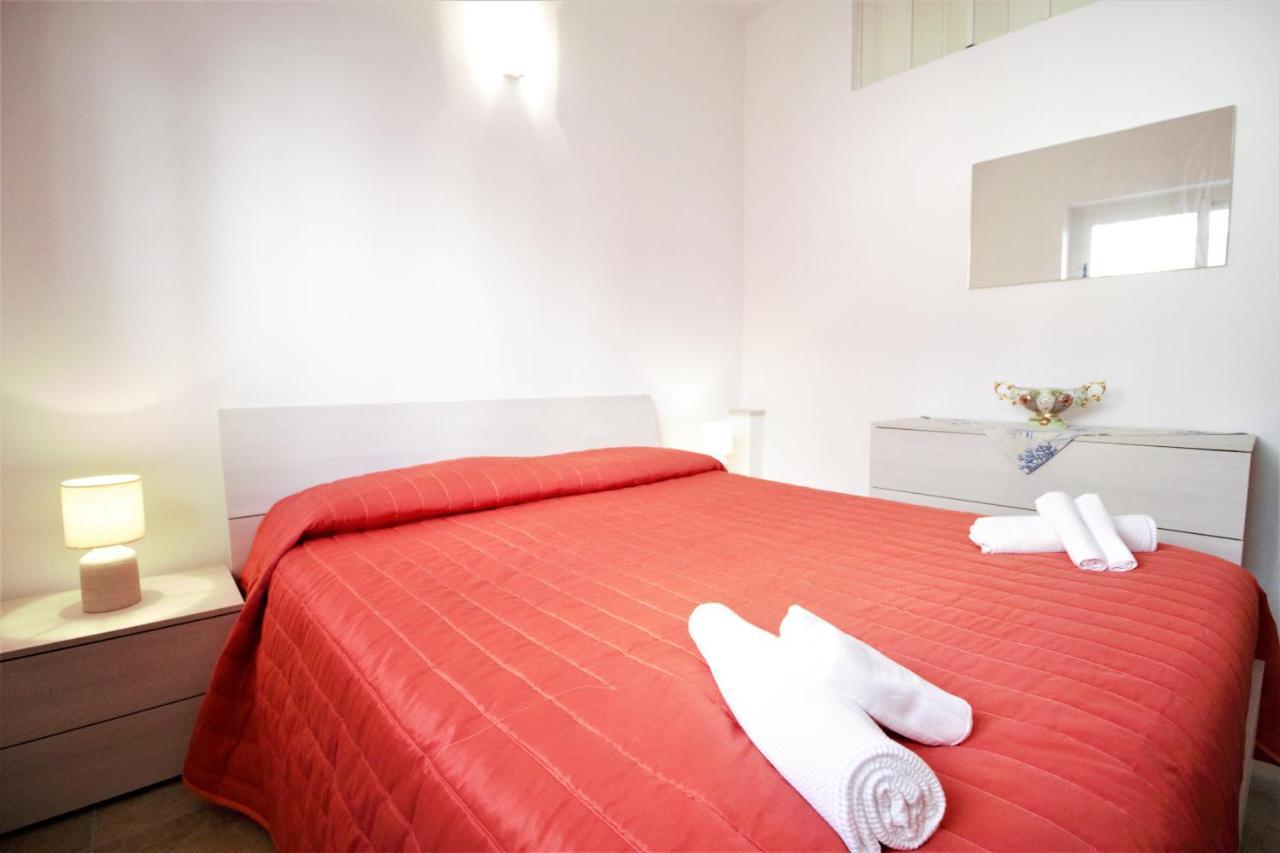 Holidaycasa Sebastiano - Grazioso Bilocale A 150 Mt Dal Mare Sperlonga Exterior foto