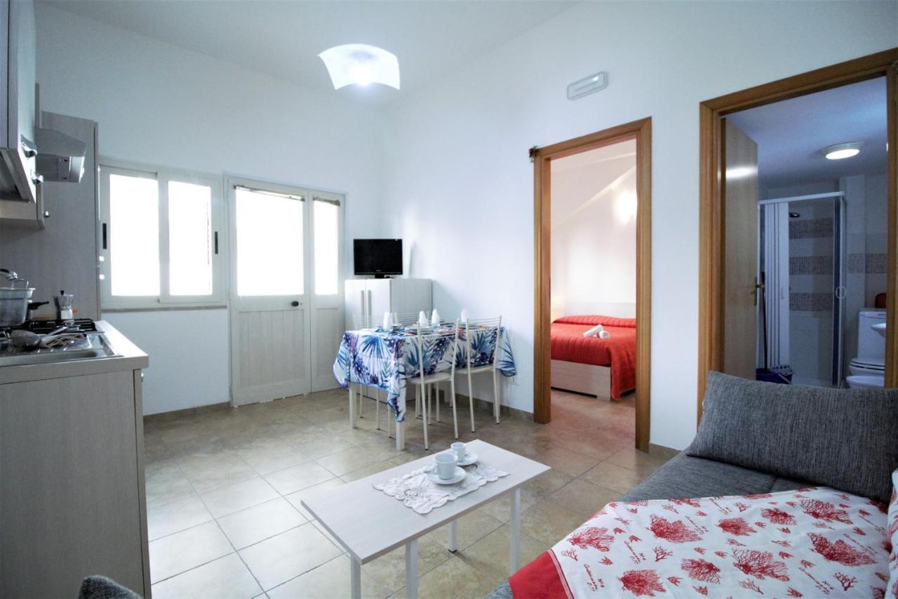 Holidaycasa Sebastiano - Grazioso Bilocale A 150 Mt Dal Mare Sperlonga Exterior foto